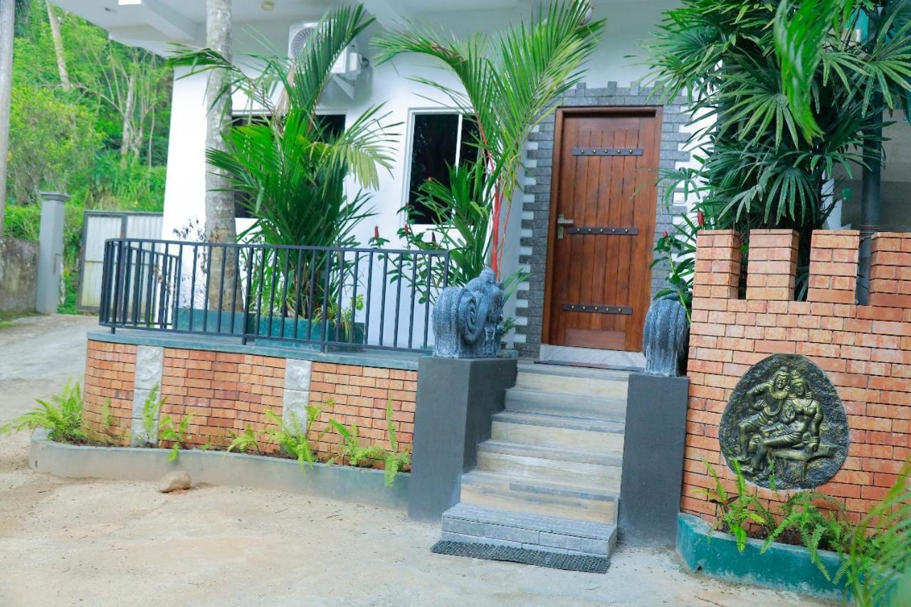 Star Rain Tour Inn Ratnapura Buitenkant foto